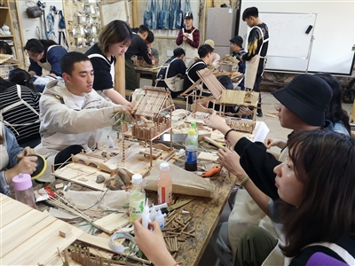 當(dāng)廣告遇見手工 在指尖的創(chuàng)作中體驗設(shè)計的溫度